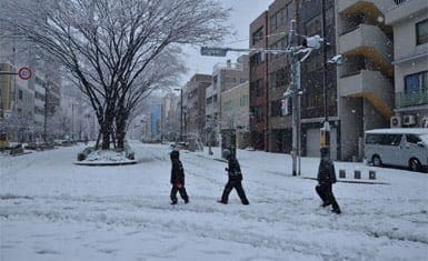How to survive winter in Japan